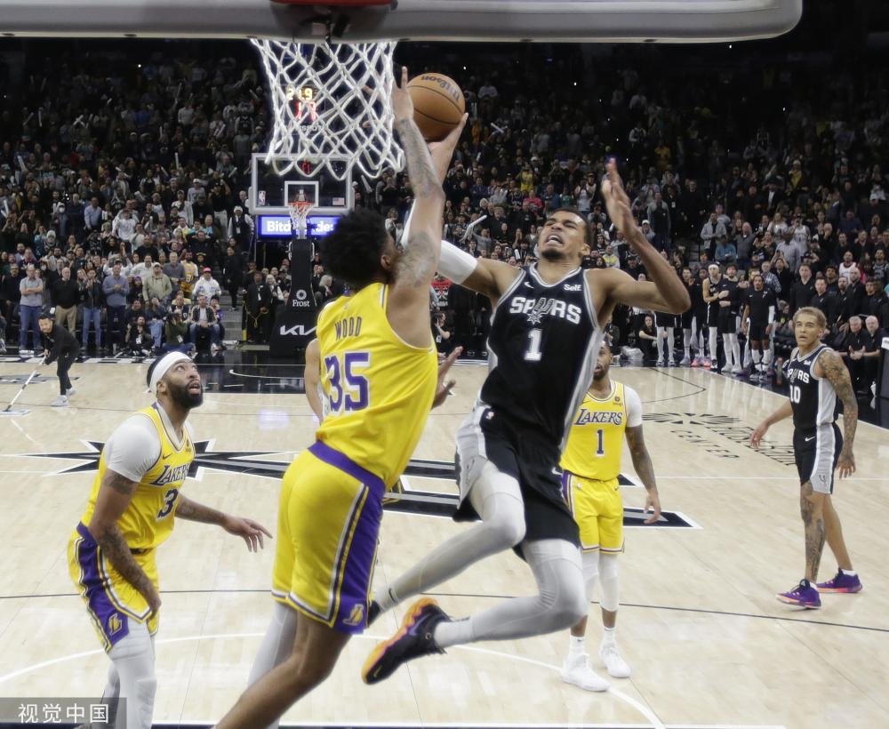 他不仅是一 他不仅是一